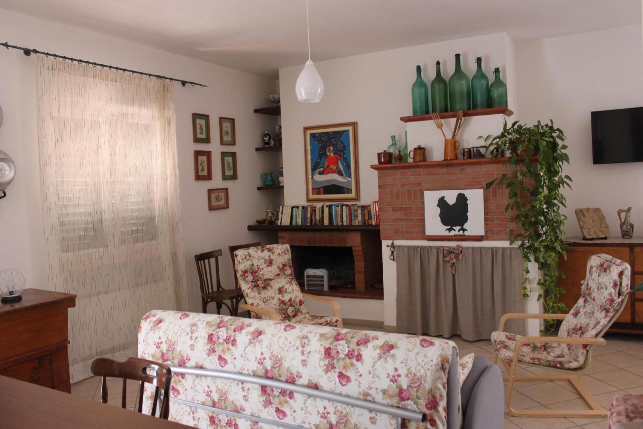 Bella Vista B&B 몬테코르비노 푸글리아노 외부 사진