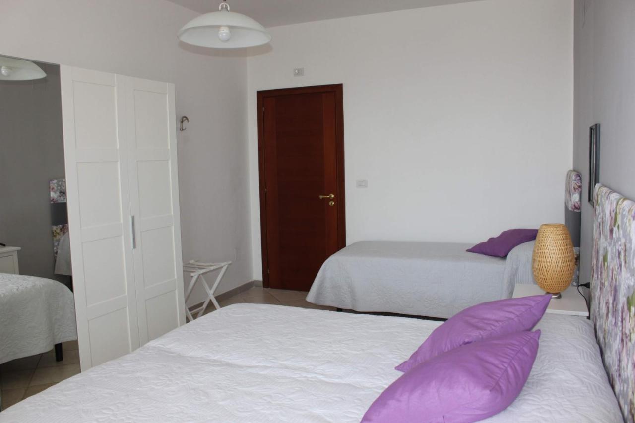 Bella Vista B&B 몬테코르비노 푸글리아노 외부 사진